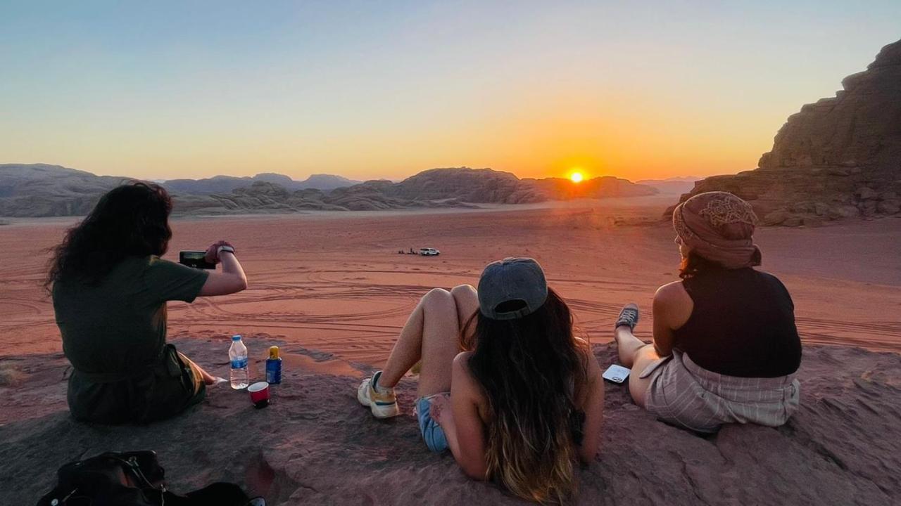 Stars Life Camp-Tour Hotel Wadi Rum Luaran gambar
